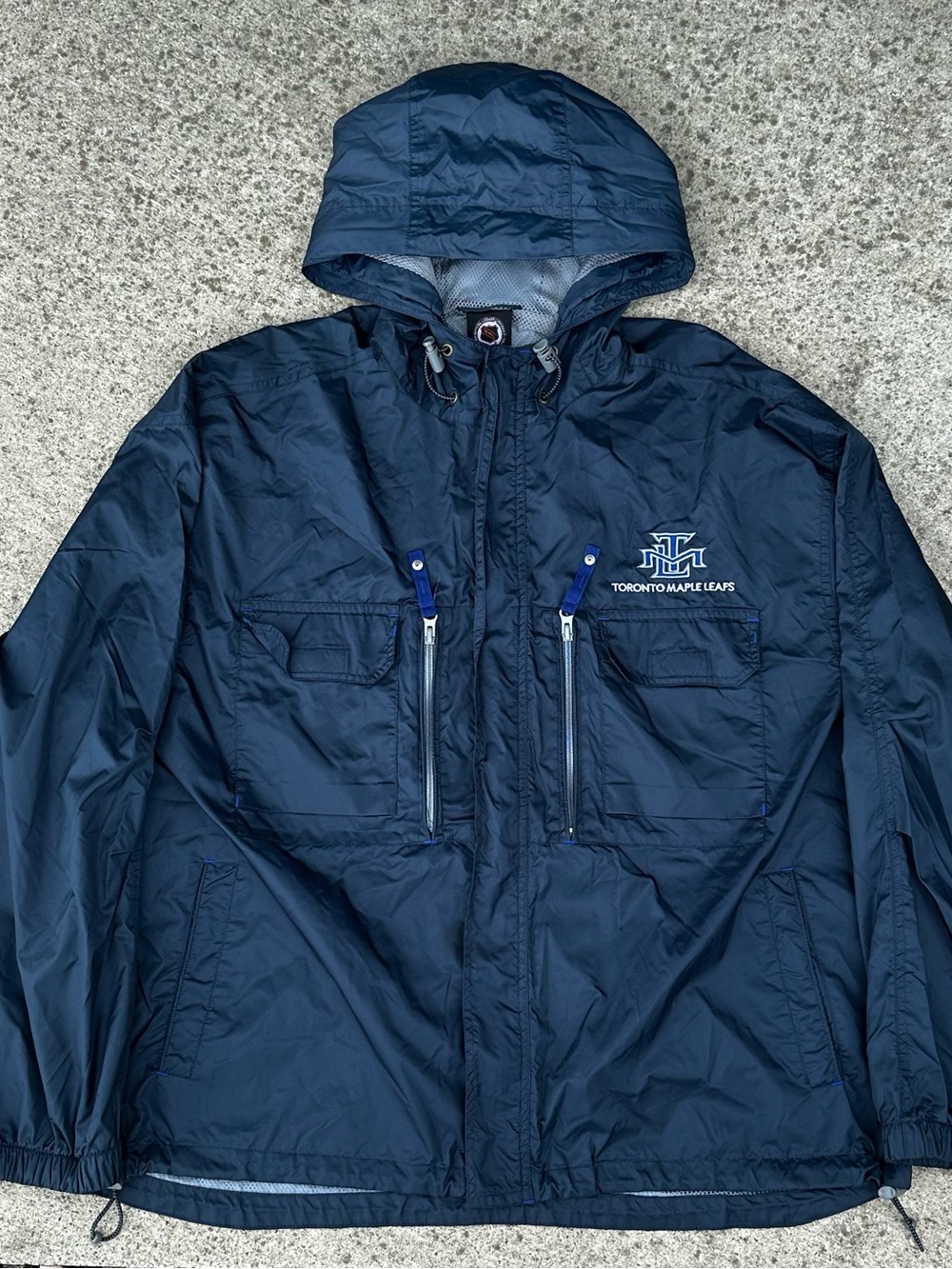 Toronto maple leafs jacket size L
